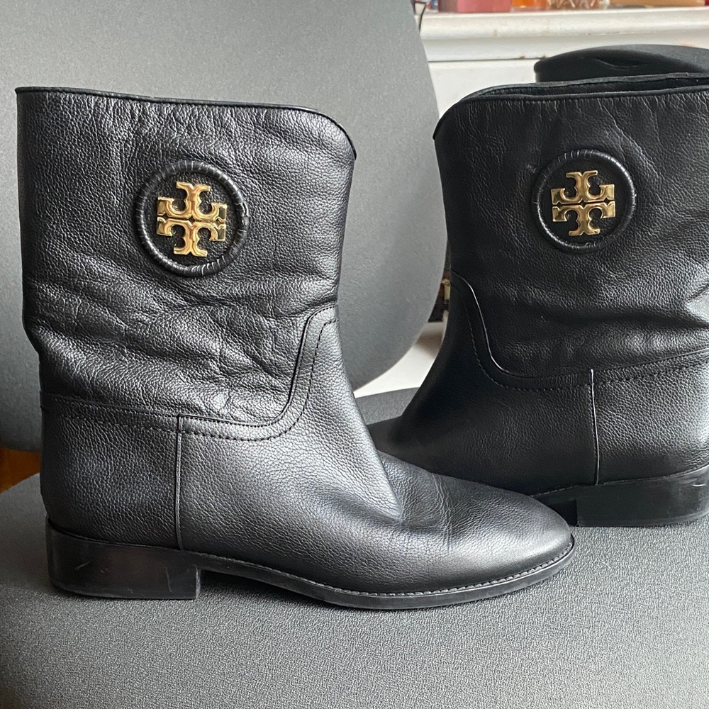 Tory Burch Black Leather Ankle Boots with Gold Logo